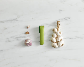 Joseph Joseph Duo Easy-clean Garlic Press