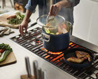 Joseph Joseph Space 25cm/8.5qt Non-Stick Induction Stock Pot & Lid