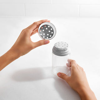 Oxo Adjustable Shaker
