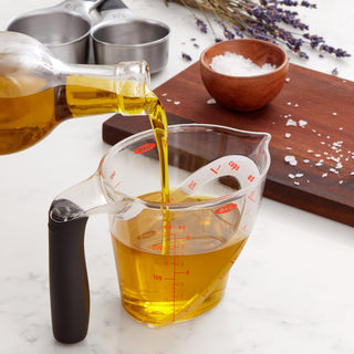 Oxo Angled Measuring Cup – 4 Cup / 1 L