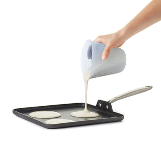 Oxo Squeeze & Pour Silicone Measuring Cup – 2 Cup/500ml