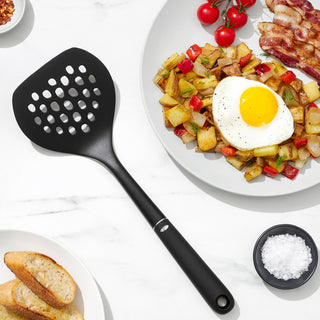 Oxo Round Turner