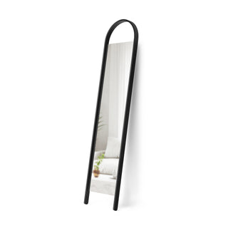 Umbra Bellwood Leaning Mirror - Black